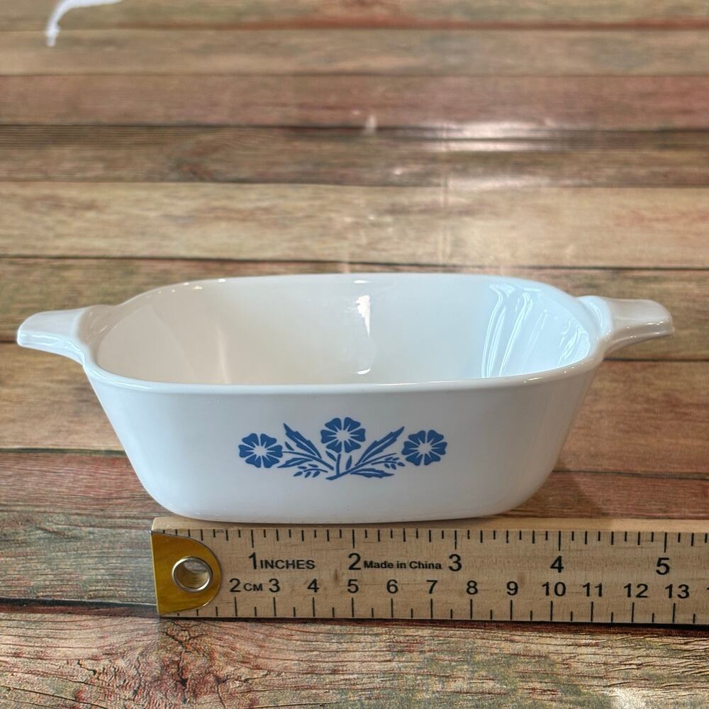 Vtg CorningWare Blue Cornflower Petite Pan P-41 1-3/4 Cup Made In Canada‎ 1960s